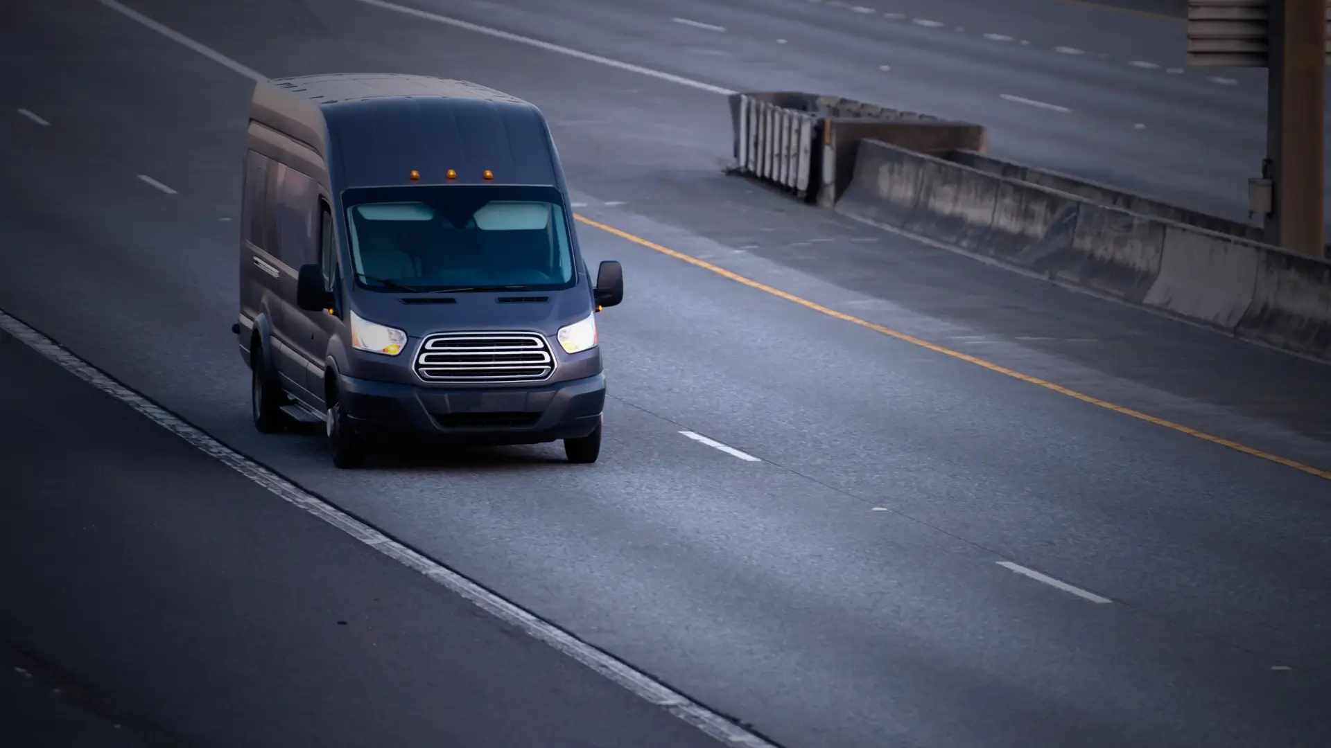 Cargo Vans (T-350)